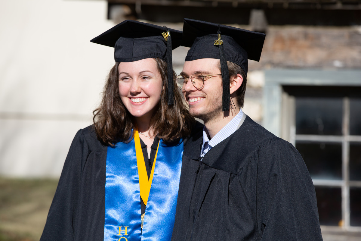 20201205_ch1_May_Class_of_2020_Commencement_77